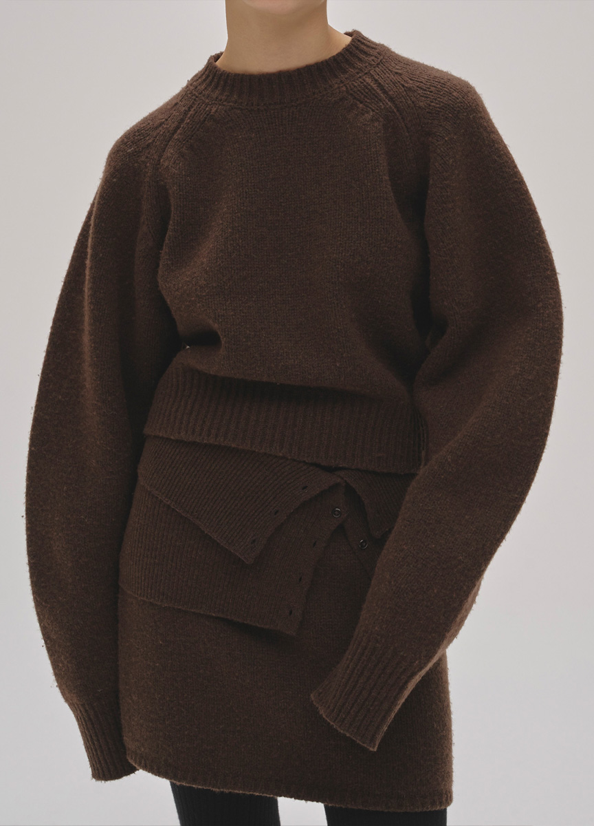 短版圓領拉格蘭袖毛衣